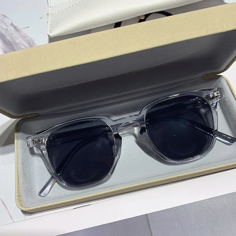 Vintage Fashion Brands - Vintage Quadratische Sonnenbrille Unisex Luxusmarke Kleine