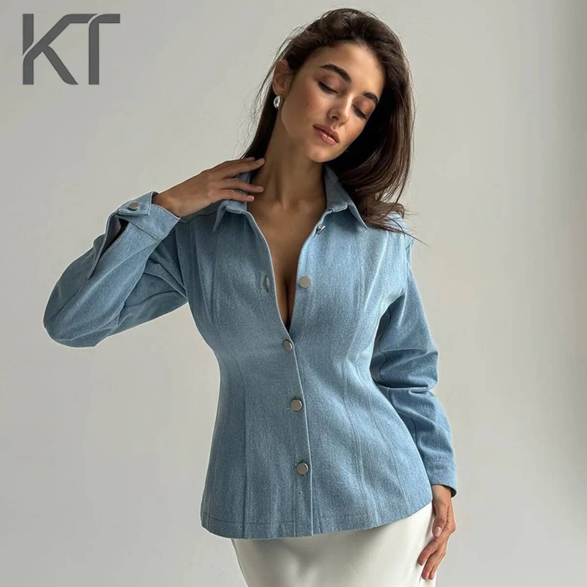 Usa Vintage Fashion - KT Vintage Tailliertes Jeanshemd für Damen