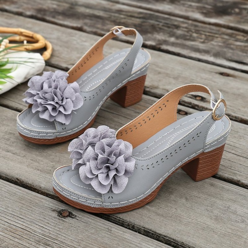 Vintage Blumenverzierte Peep-T – Vintage Fashion Heels Bewertung und Preis
