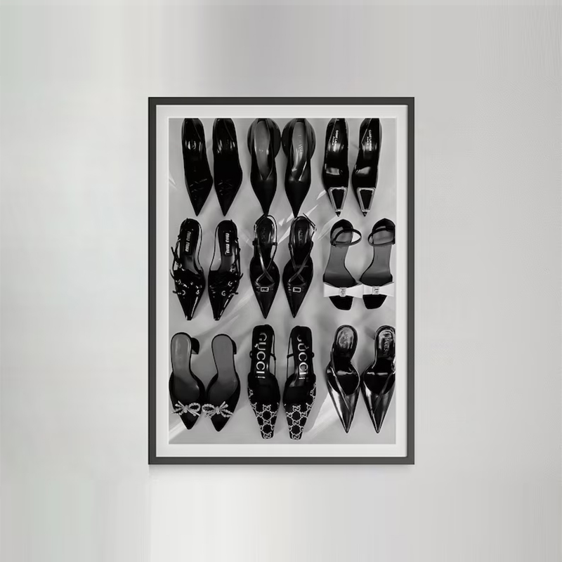 Schwarz Weiß Luxus High Heels  – Vintage Vogue Fashion Poster Bewertung und Preis
