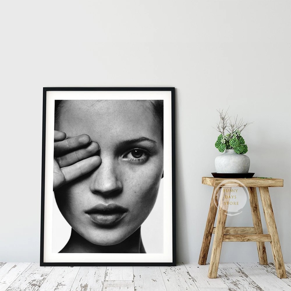Vintage Sexy Supermodel Kate M – Vintage Vogue Fashion Poster Bewertung und Preis