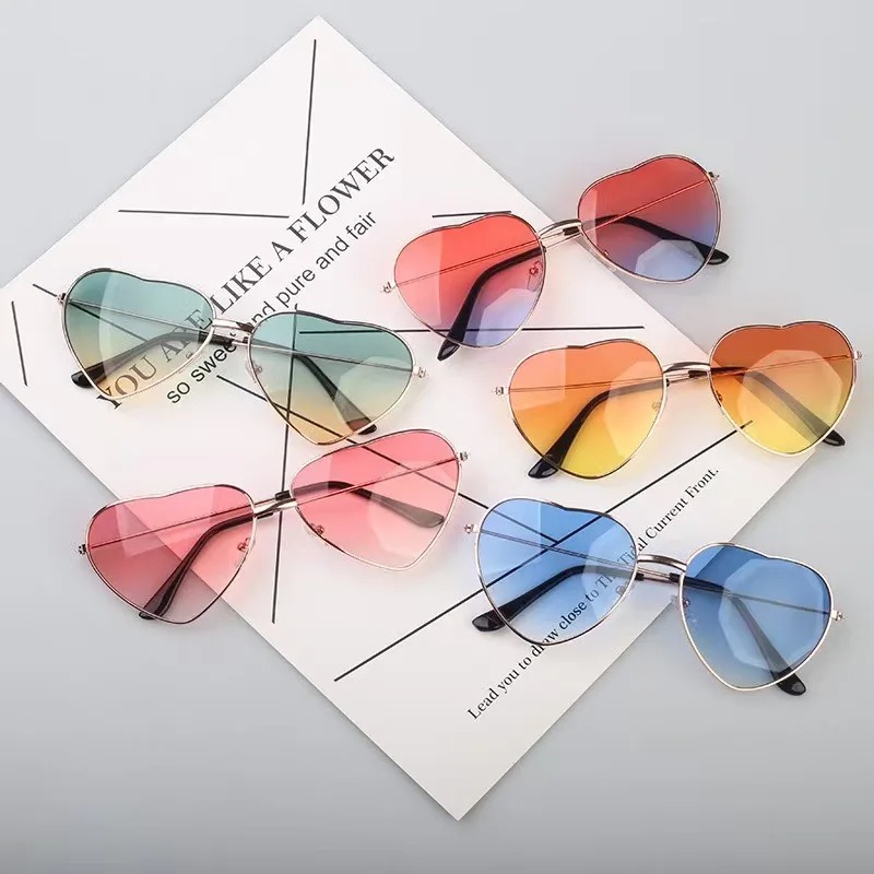 Modische herzförmige Metall-So – Vintage Fashion Glasses Bewertung und Preis