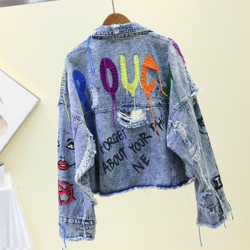 Trendige Graffiti-lässige Deni – Patchwork Jean Jacket Bewertung und Preis