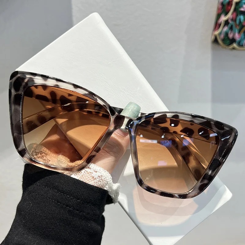 Trendige Cat-Eye-Sonnenbrille  – Vintage Fashion Glasses Bewertung und Preis