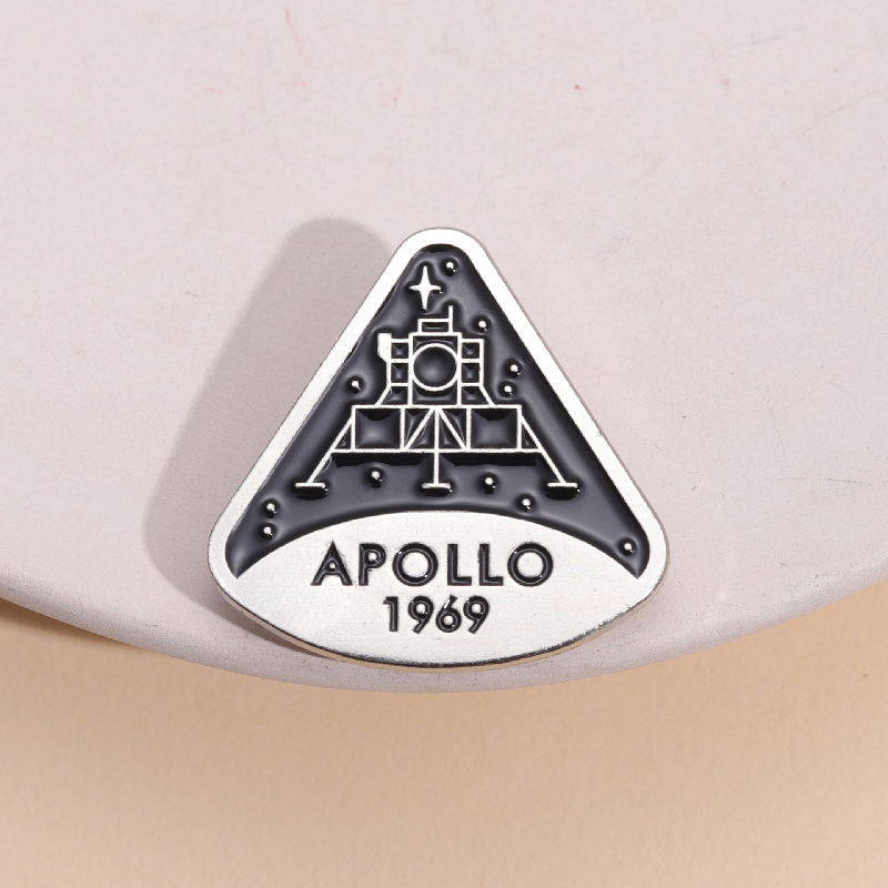 Weltraumprogramm Astronauten E – Vintage Fashion Research Bewertung und Preis