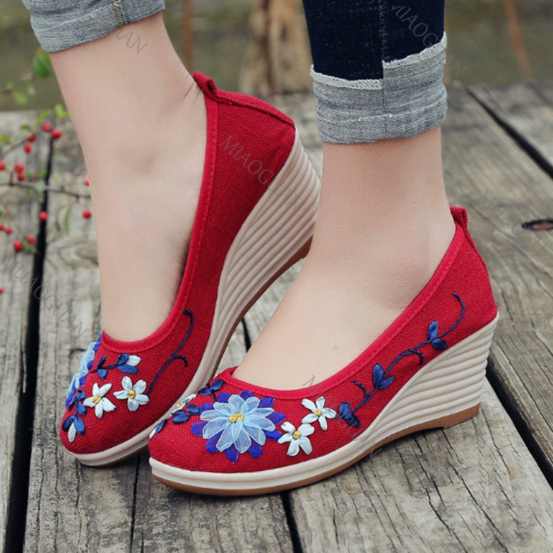 Bestickte Damen-Komfort-Keilab – Vintage Fashion Heels Bewertung und Preis
