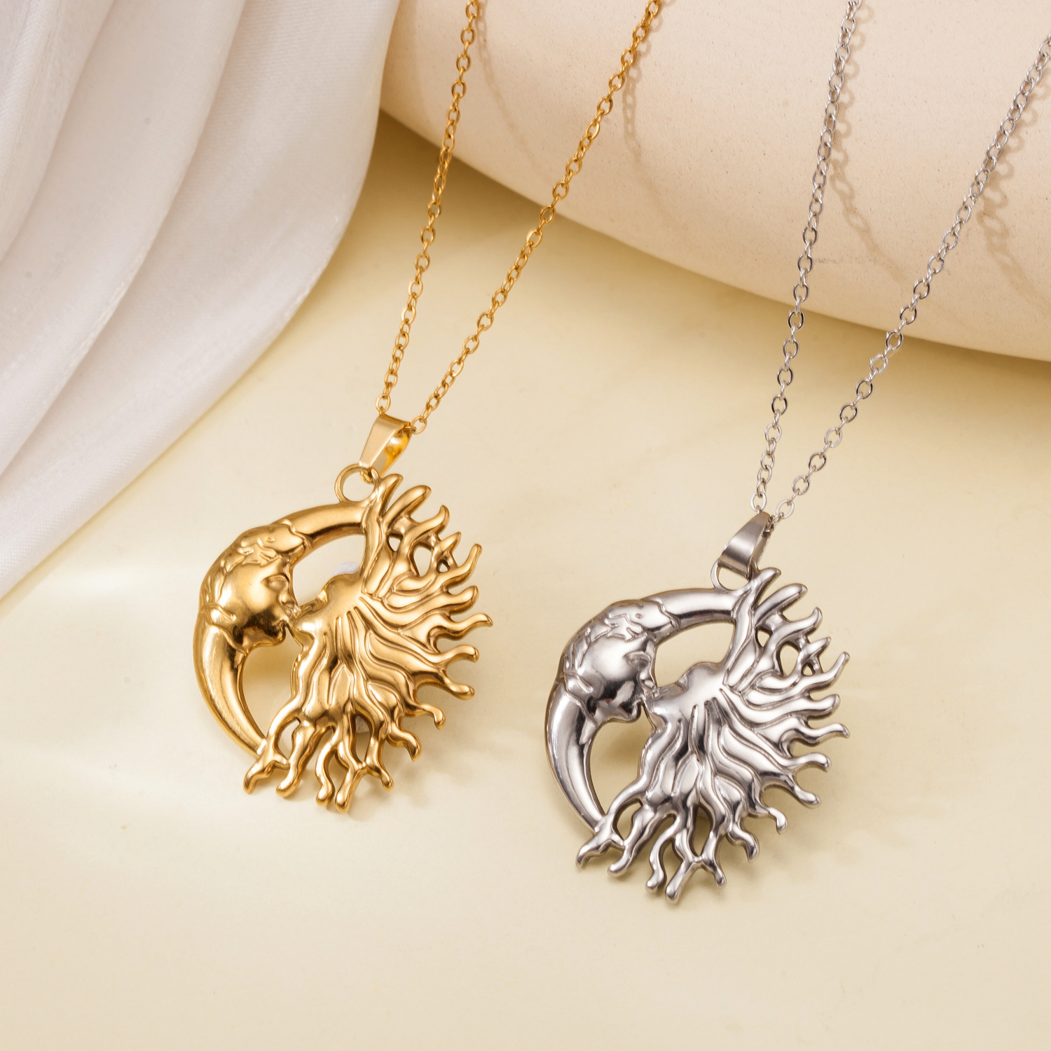 Sonne- und Mond-Halskette für  – Vintage Fashion Looks Bewertung und Preis