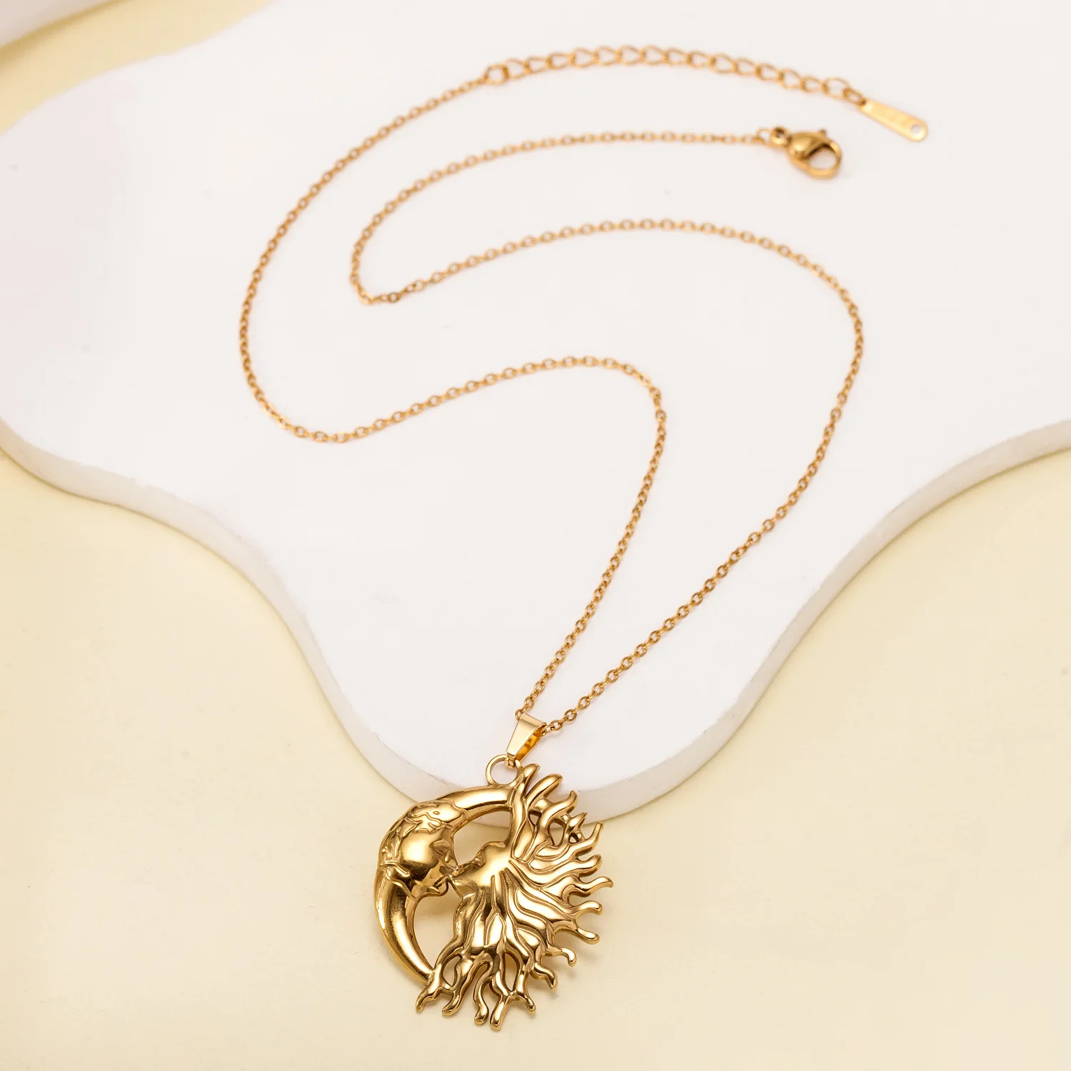 Sonne- und Mond-Halskette für  – Vintage Fashion Looks Bewertung und Preis