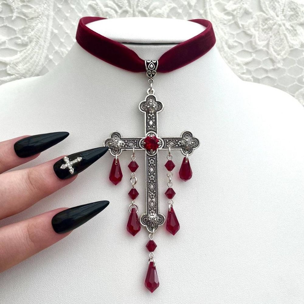 Retro-Stil, großer Kreuz-Anhän – Vintage Fashion Looks Bewertung und Preis